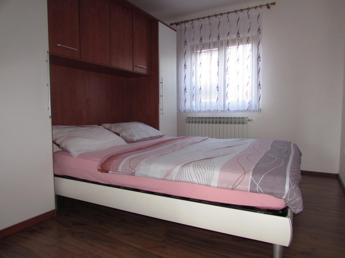 Apartments Goga อูมัค ภายนอก รูปภาพ