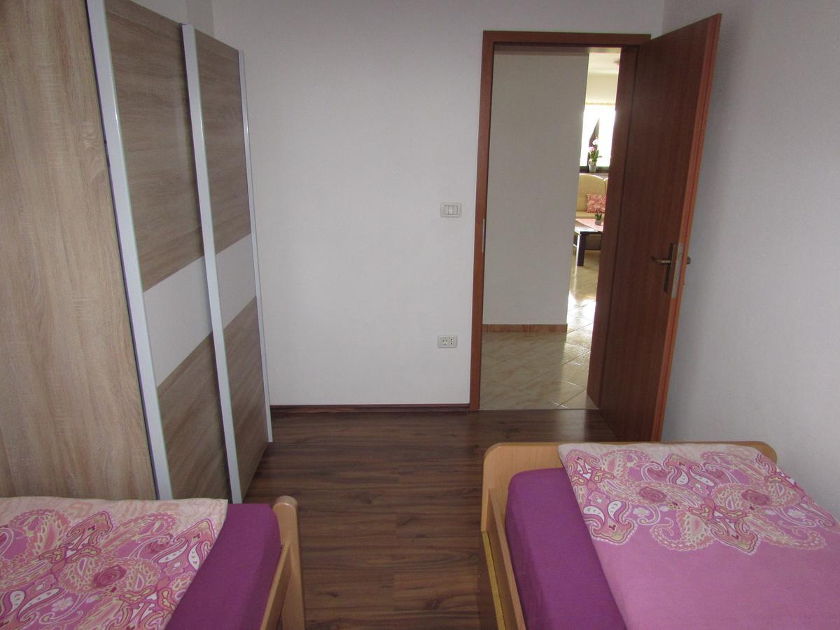 Apartments Goga อูมัค ภายนอก รูปภาพ