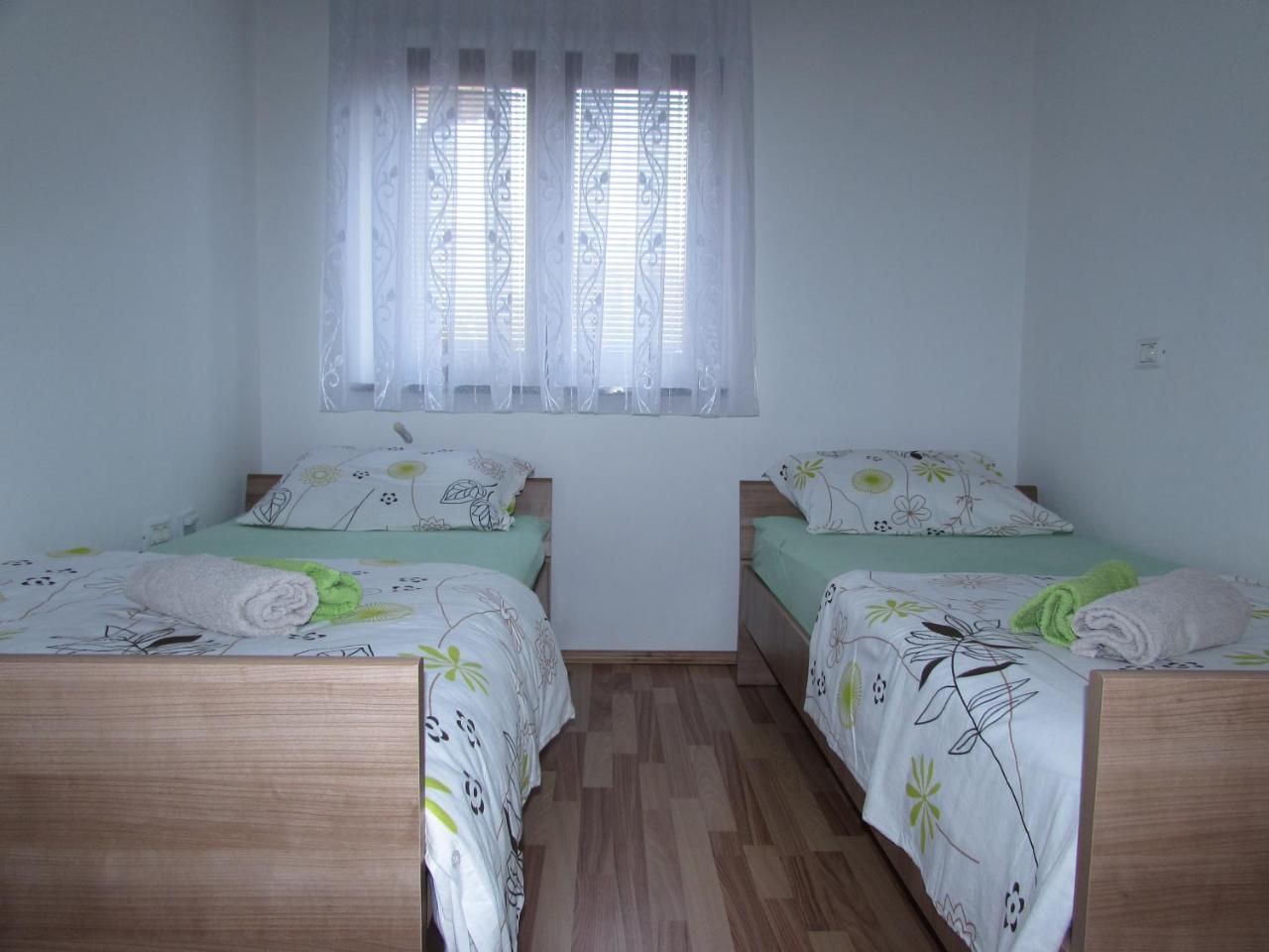 Apartments Goga อูมัค ภายนอก รูปภาพ