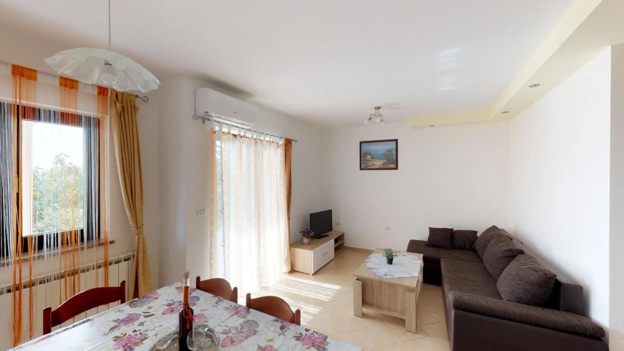 Apartments Goga อูมัค ภายนอก รูปภาพ