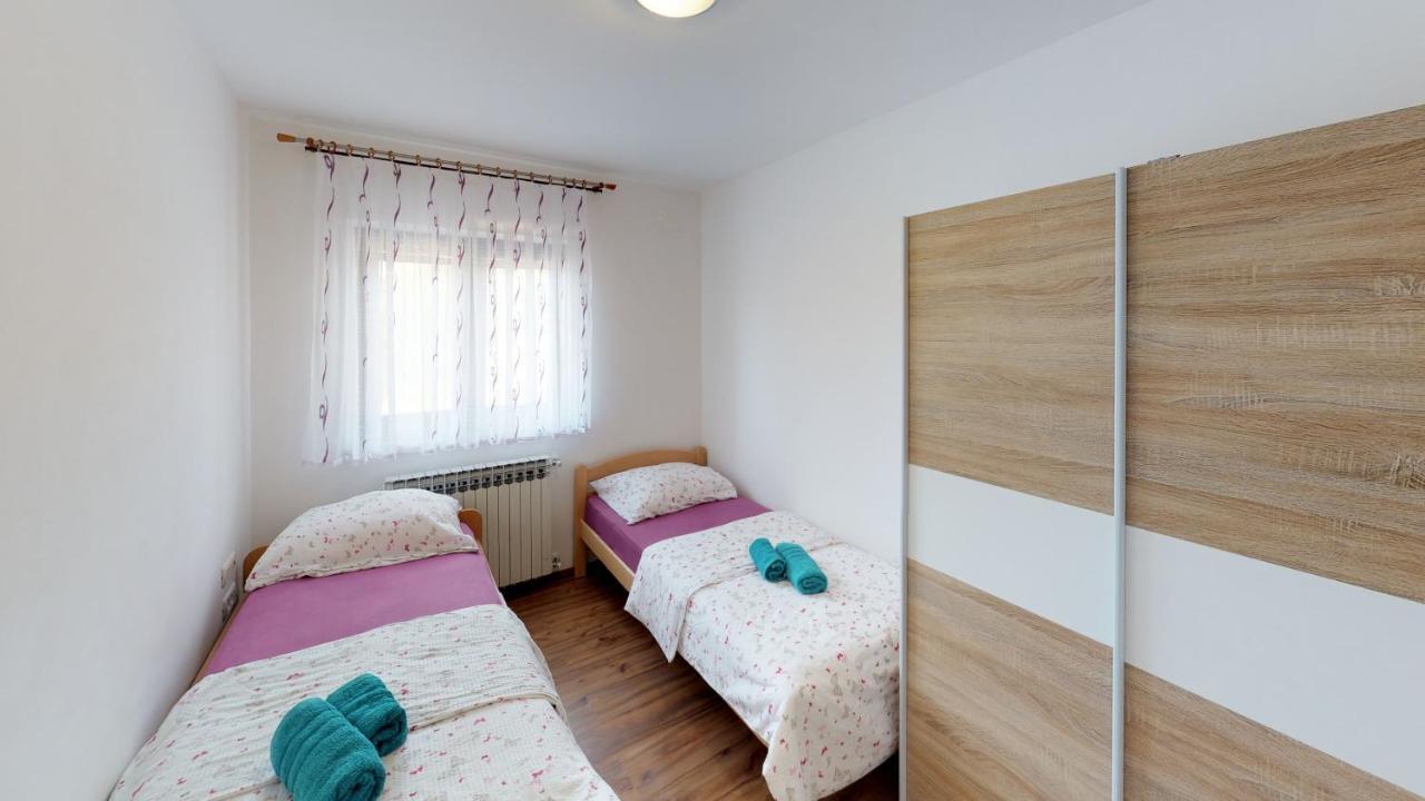 Apartments Goga อูมัค ภายนอก รูปภาพ