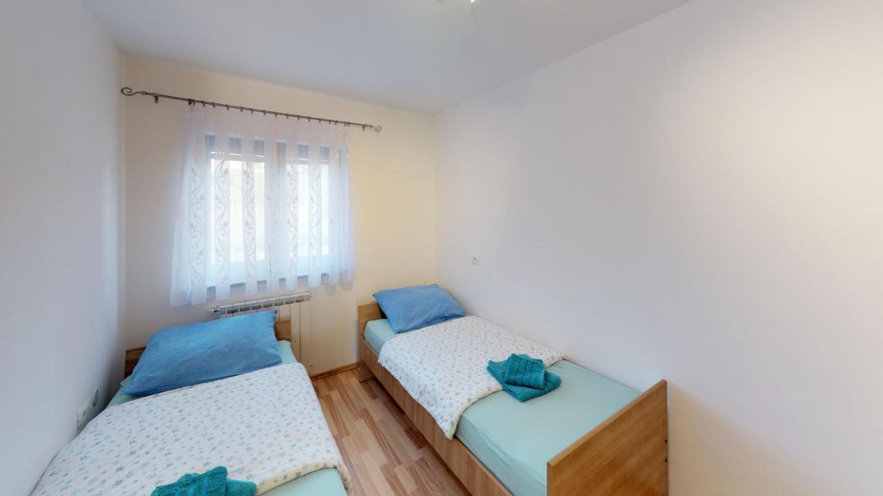 Apartments Goga อูมัค ภายนอก รูปภาพ