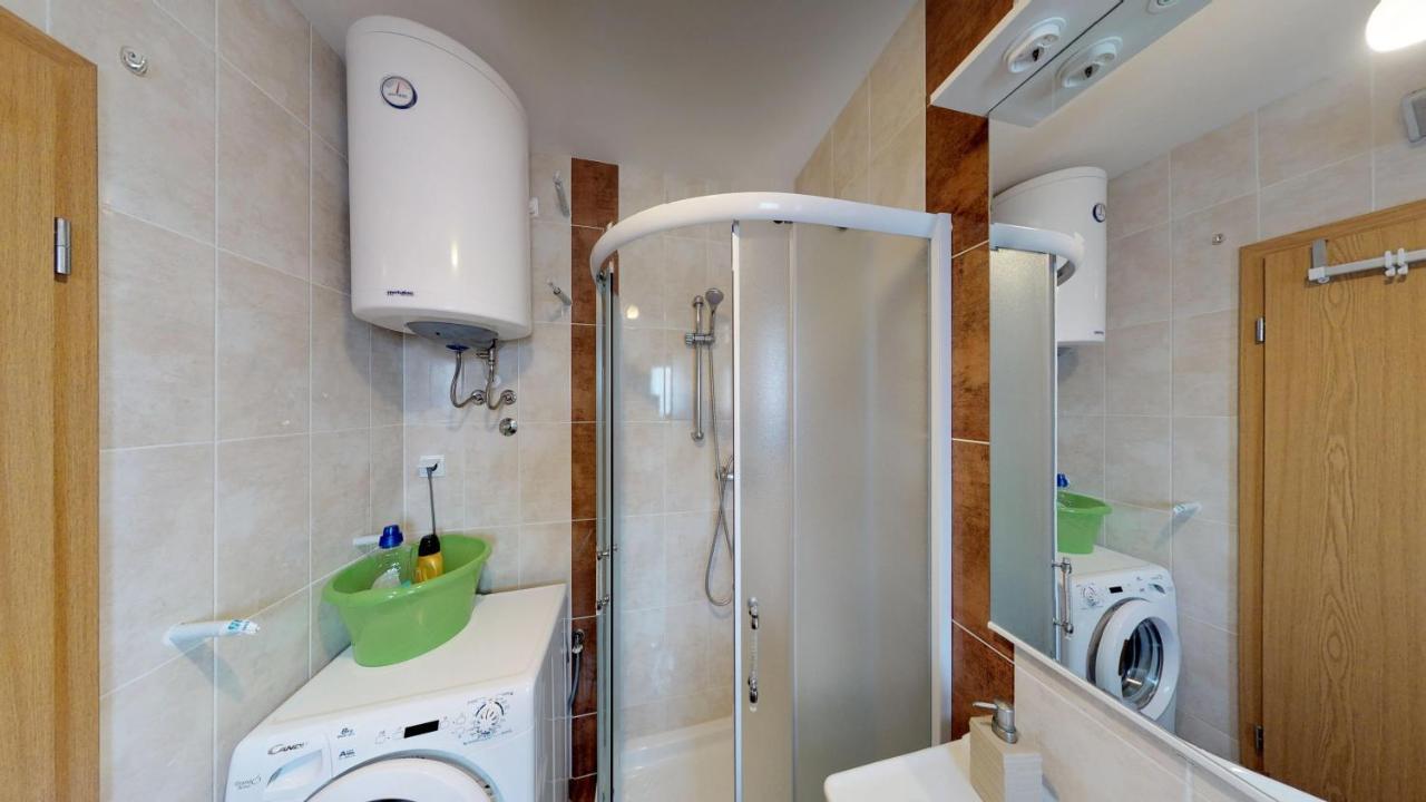 Apartments Goga อูมัค ภายนอก รูปภาพ